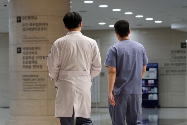 돌아오지 않는 전공의..정부, 얻은 것 없이 원칙만 깨졌다