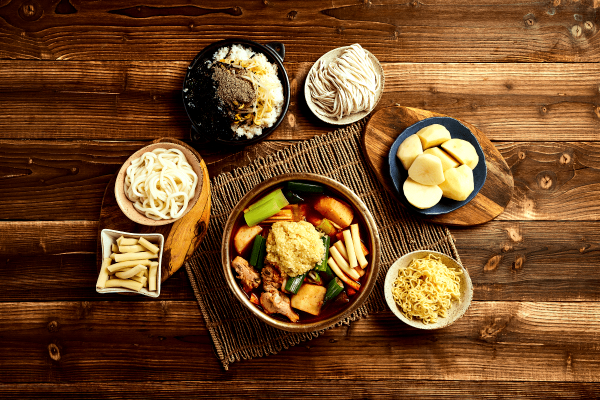 종로3가 닭볶음탕 맛집, 계림식당의 상차림..